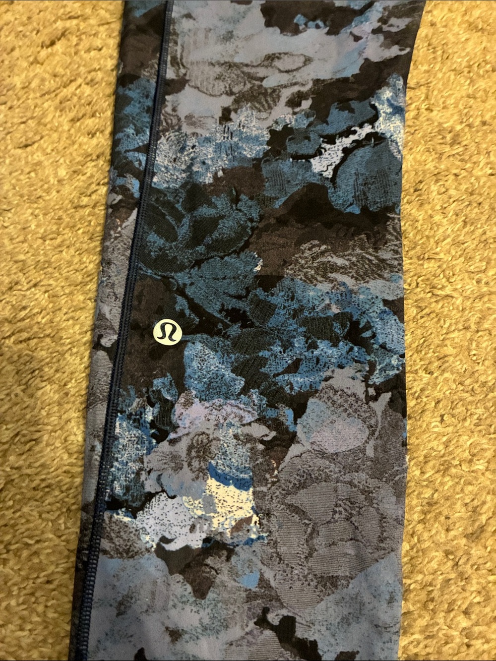 Lululemon Speed Up Tight floral leggings - Picture 7 of 10